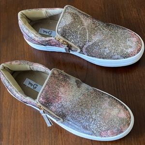 New Very G - Shimmer Rose slip-ons.